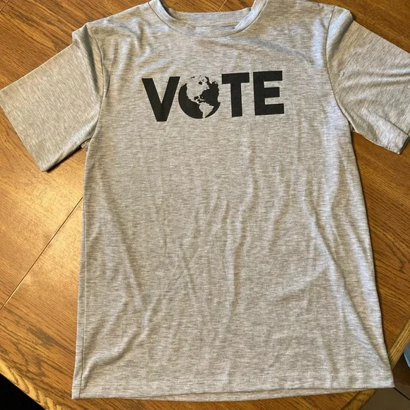 -T & B Kids T-Shirt. - Picture 1 of 4